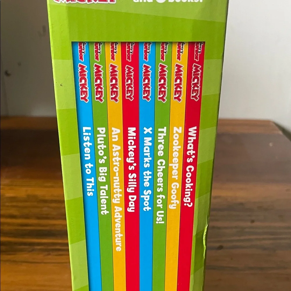 🎉NEW! Disney Mickey Green Electronic Reader and Book Set